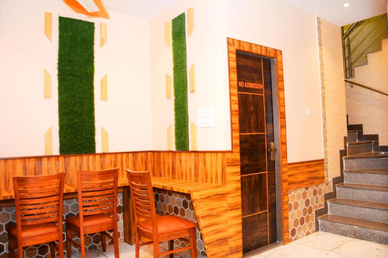 Hotel Nest N Rest - Mumbai Bombaim Exterior foto