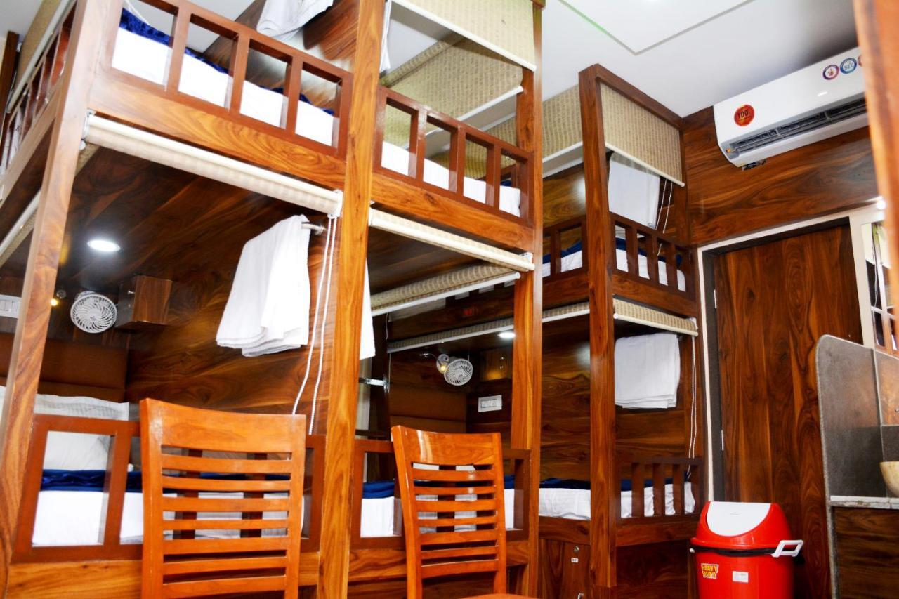 Hotel Nest N Rest - Mumbai Bombaim Exterior foto